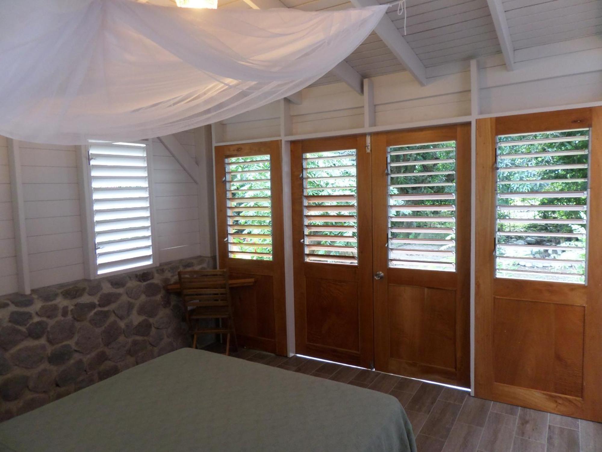 Citrus Creek Plantation Βίλα La Plaine Δωμάτιο φωτογραφία