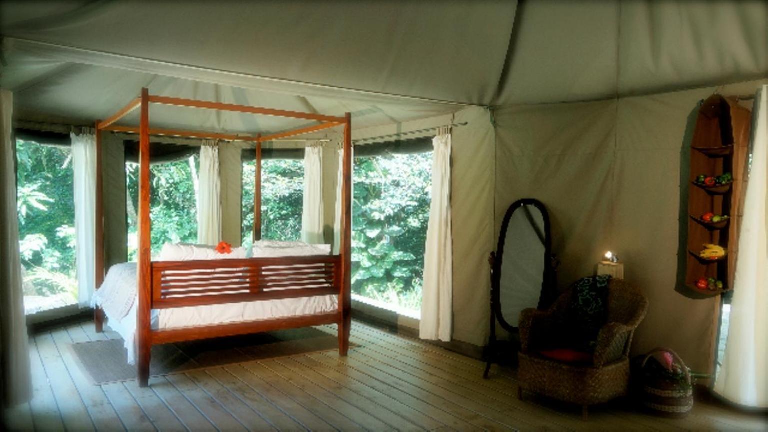 Citrus Creek Plantation Βίλα La Plaine Δωμάτιο φωτογραφία